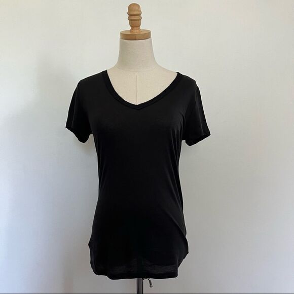 Skin Easy V Neck Tee 0 - Picture 3 of 6